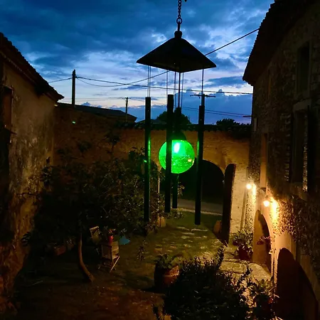 De La Roche Bed & Breakfast Montbrison-sur-Lez